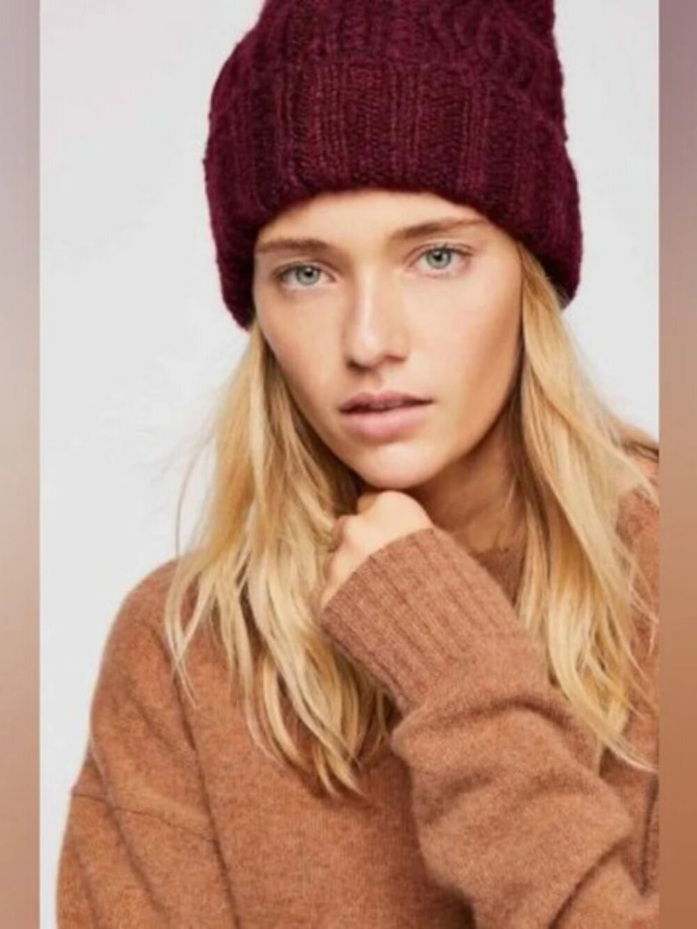 Burgundy Knitted  Beanie Touque